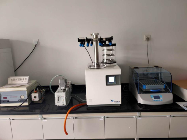 鎮(zhèn)江市食藥監(jiān)泰事達Lyoquest凍干機應(yīng)用現(xiàn)場 鎮(zhèn)江市食藥監(jiān)泰事達Lyoquest凍干機應(yīng)用現(xiàn)場